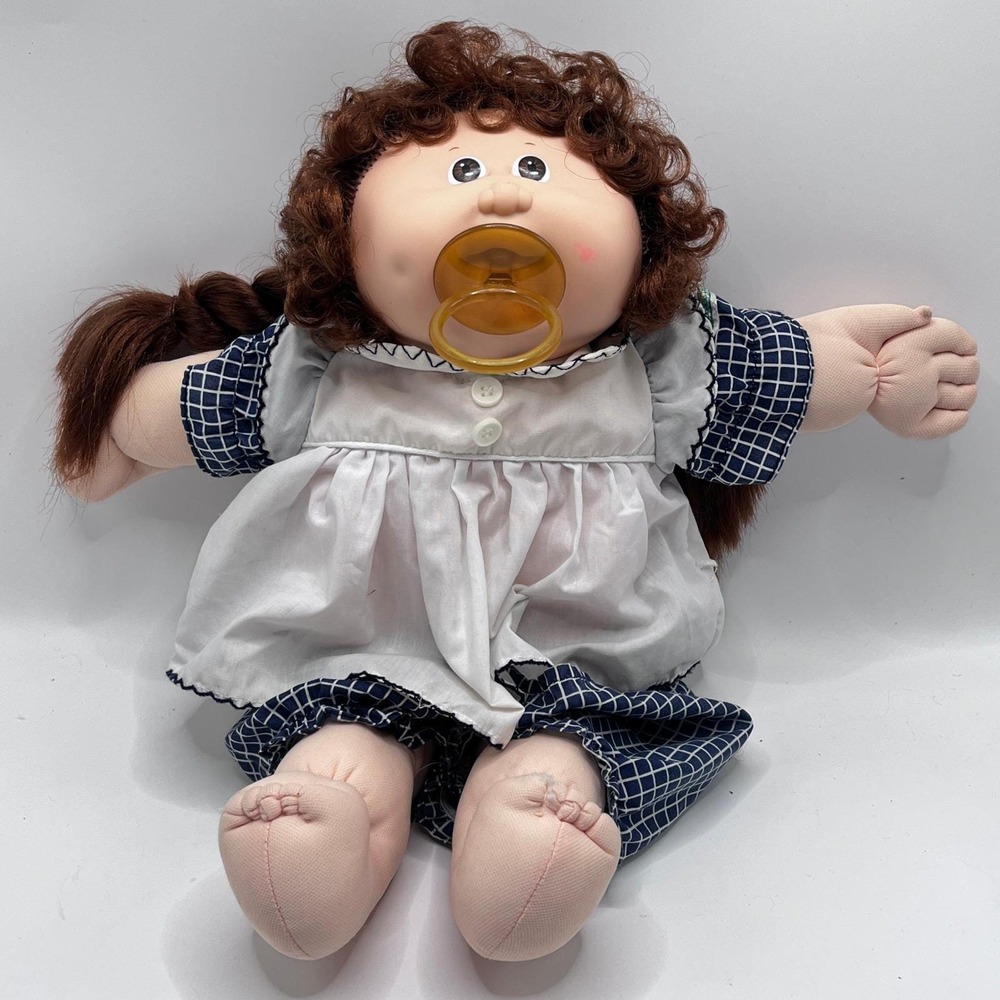 Vintage 1983 Cabbage Patch Kids Doll Auburn Hair Brown Eyes Coleco Outfit 18